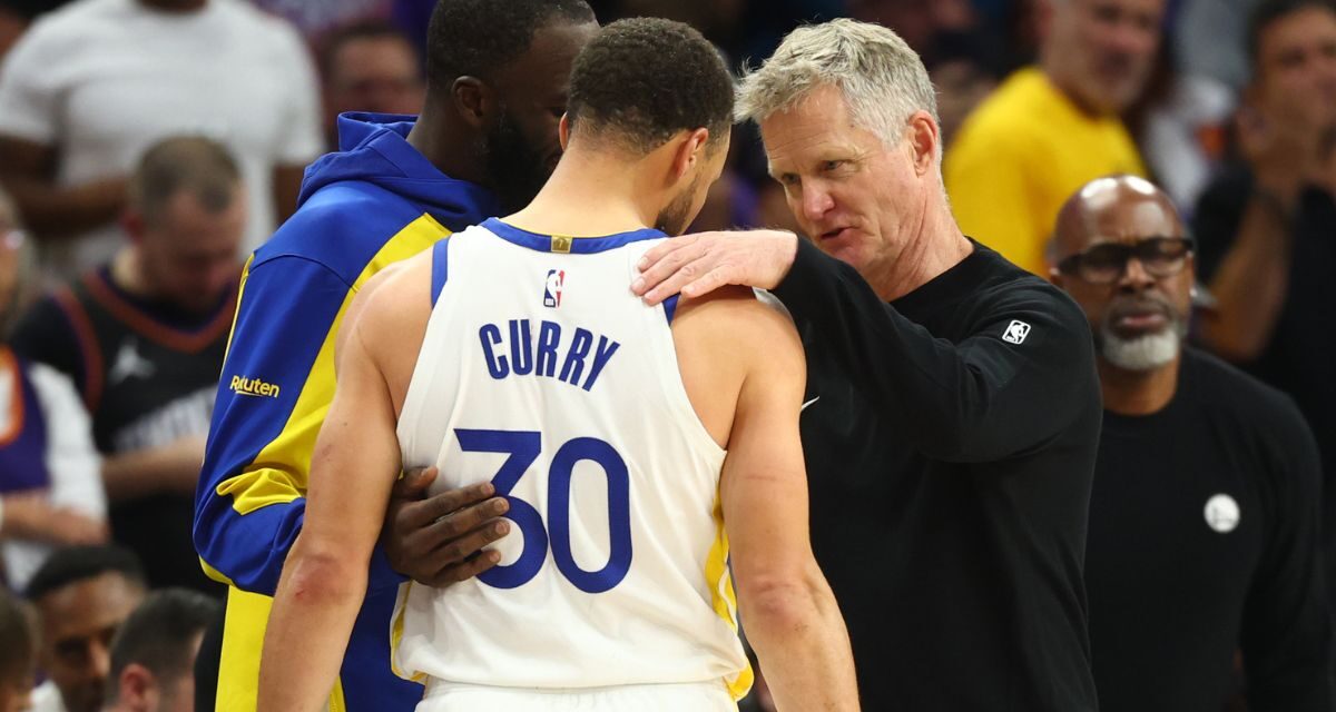 “Class Act”: NBA Legend Chokes Up on Camera Over Steve Kerr’s Courtside Moment With Warriors Stars