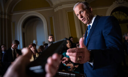 Senate GOP could ditch Secret Service funding tied to White House ballroom