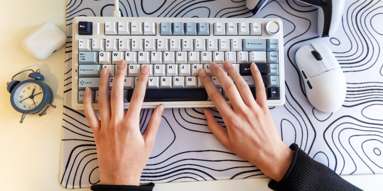 You’ve Been Using The Wrong Size Mouse Pad For Way Too Long
