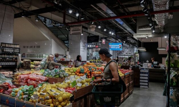 US PCE inflation firmer in April