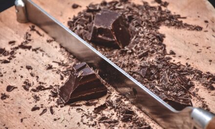 Cocoa Prices Slump on Abundant Supplies