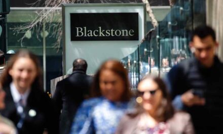 Blackstone caps withdrawals from flagship private credit fund