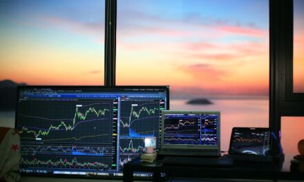 XRP market shows signs of capitulation as holders sell at loss