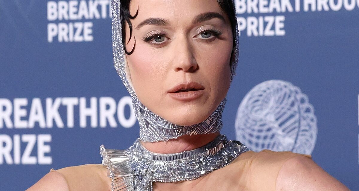 Katy Perry Calls Out Exes John Mayer, Orlando Bloom, Diplo at Concert