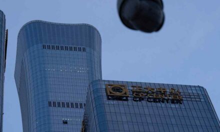 Owner of car searched by police after Beijing tower plane crash identified