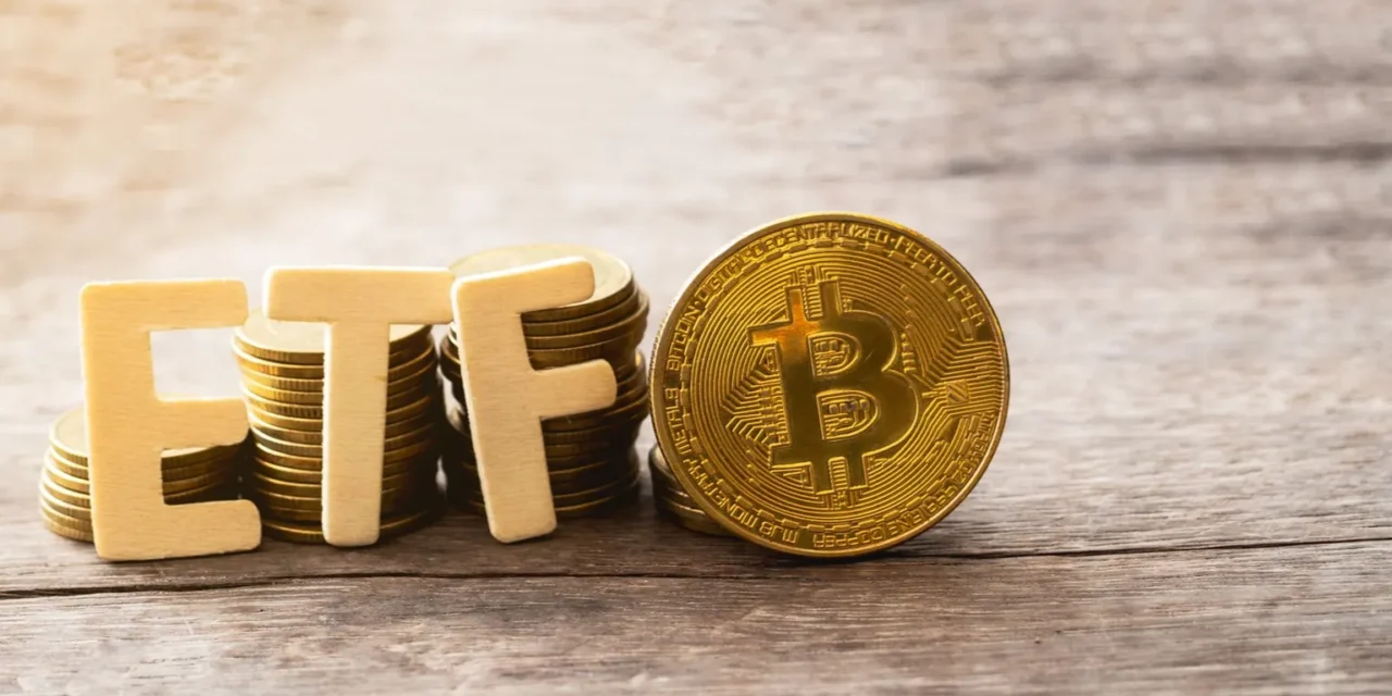 Bitcoin Climbs to One-Month High Above $65,800 as ETF Inflows Extend Six-Day Streak