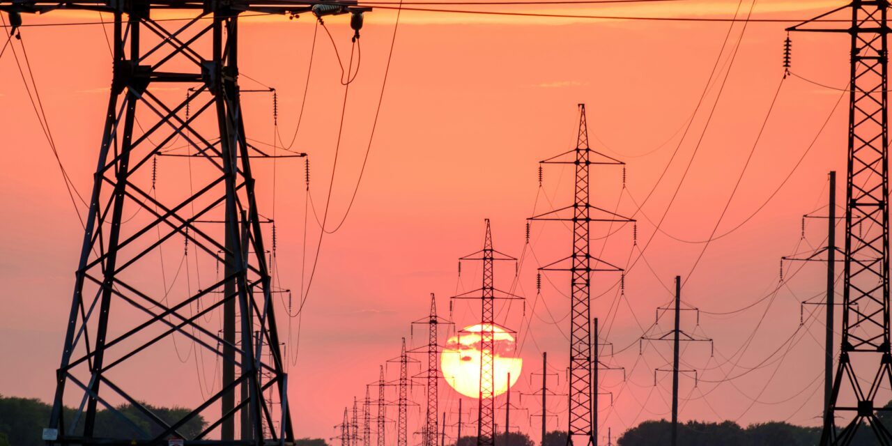 North America’s “largest clean energy deal” would push 985 MW of Canadian hydro into the US grid