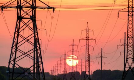 North America’s “largest clean energy deal” would push 985 MW of Canadian hydro into the US grid