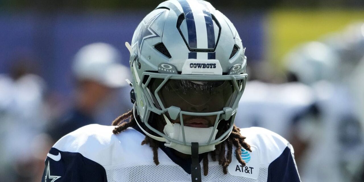 Dallas Cowboys’ Malik Davis Headed For Surgery, IR After Serious Hip Injury