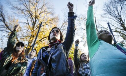 Crazy Commies Continue Clown Car Cavalcade in Last Ditch Bar Circus