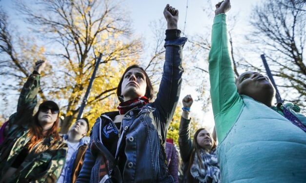 Crazy Commies Continue Clown Car Cavalcade in Last Ditch Bar Circus