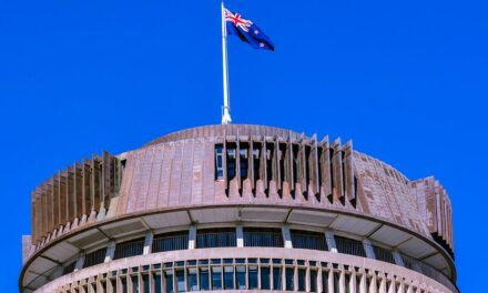 NZ election poll watch: minor parties gain as Labour and National slide