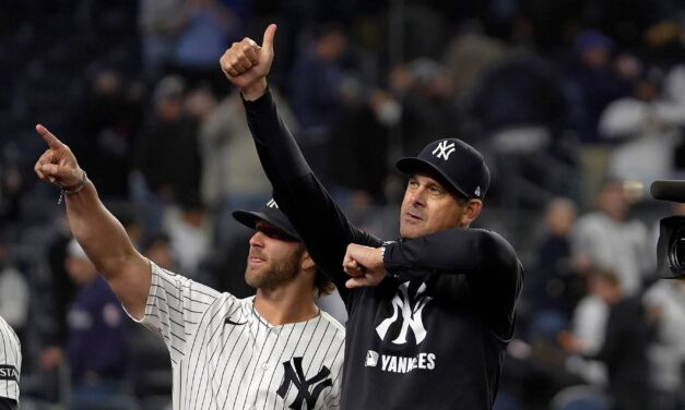 Wild Card Round winners and losers: Aaron Boone, Padres have a lot to celebrate