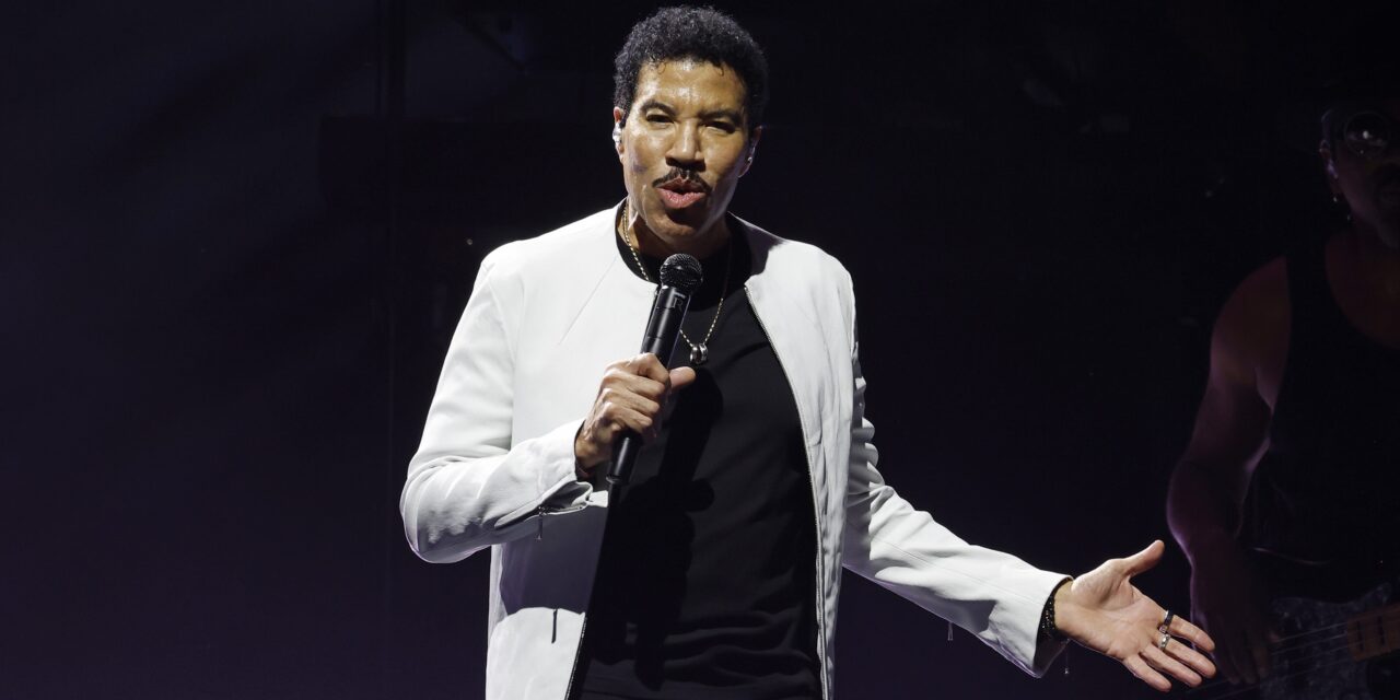 Lionel Richie’s Health: Updates on the Musician After He Was Hospitalized