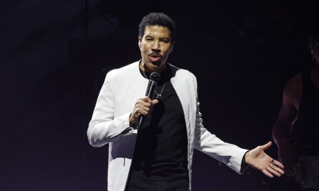Lionel Richie’s Health: Updates on the Musician After He Was Hospitalized